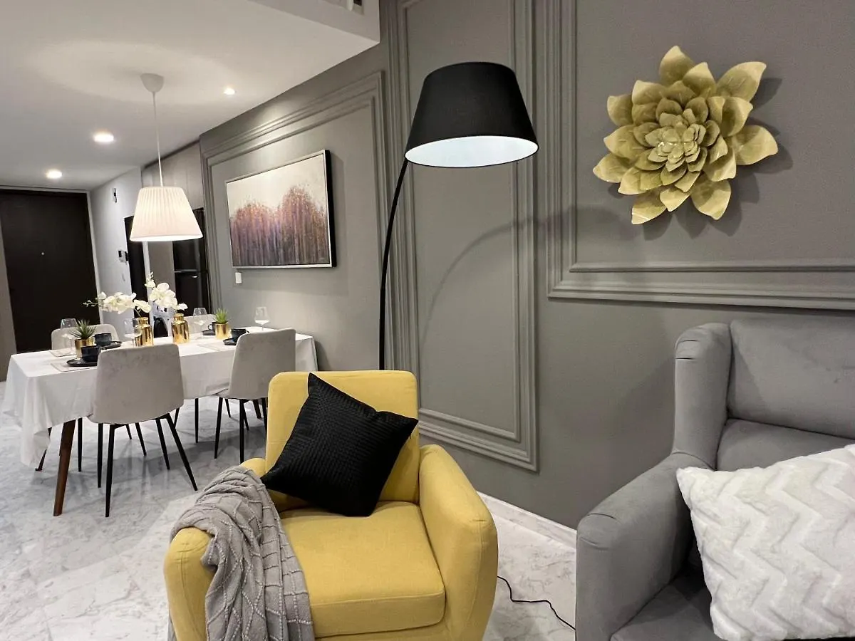 Eaton Suites Klcc By Qc Куала-Лумпур Апарт-отель