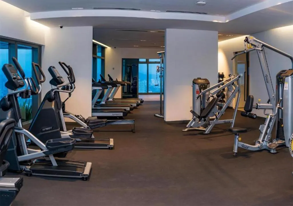 Eaton Suites Klcc By Qc Куала-Лумпур 0*,
